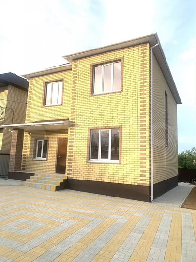 Коттедж 163 м² на участке 3,8 сот.