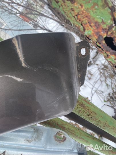 Крыло переднее левое Granta fl цвет кориандр