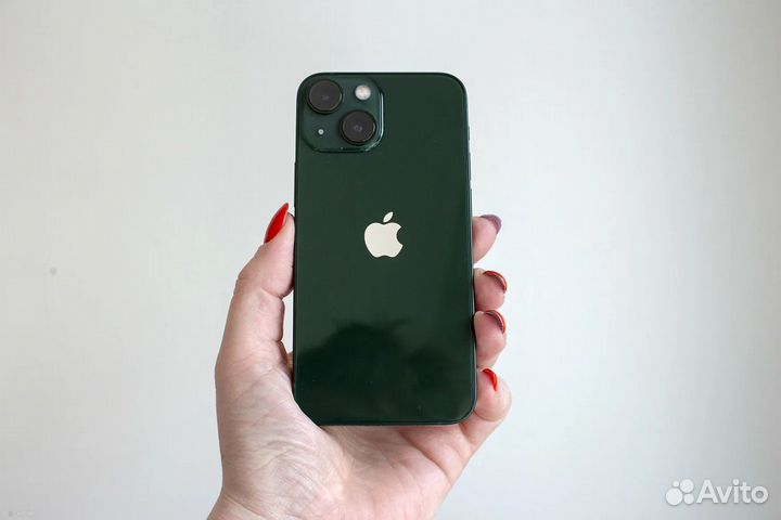 iPhone 13