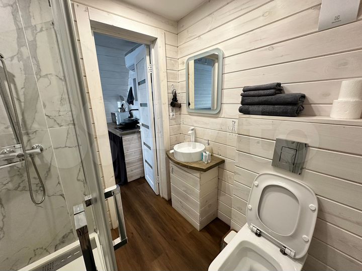 Дом 37 м² на участке 2 га