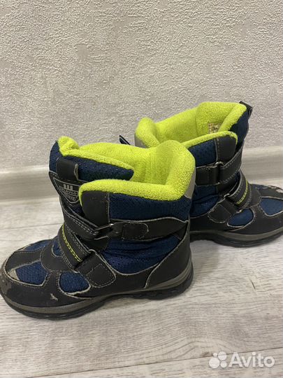 Зимние ботинки