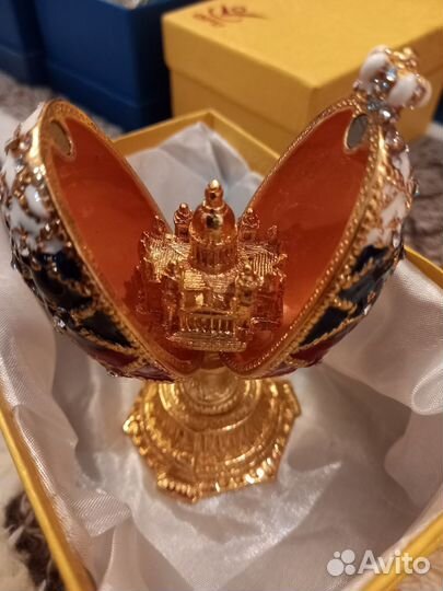 Сувенир Яйцо Фаберже малое (триколор с короной)