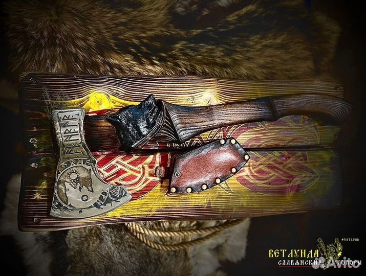 Кованый топор ручной работы Фенрир