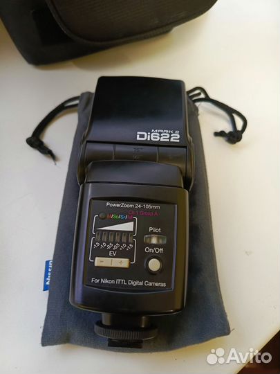 Зеркальный фотоаппарат Nikon d90