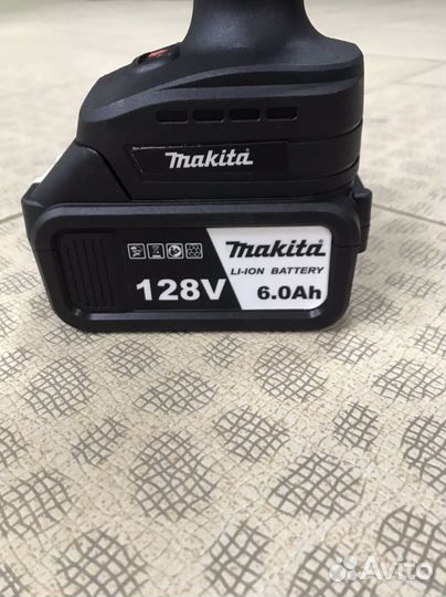 Аккумуляторный сучкорез новый