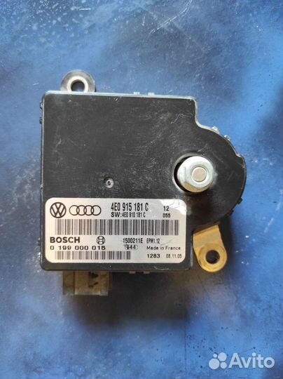 Блок зарядки контроля акб ауди а8 д3