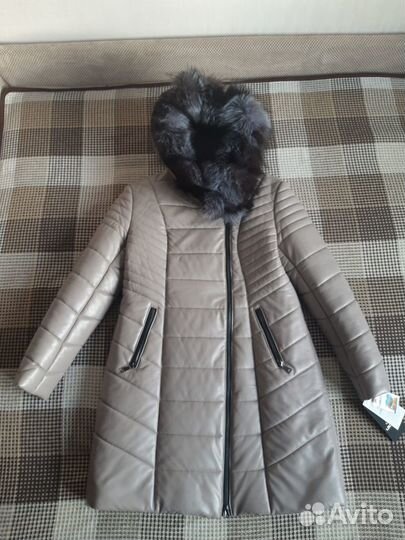 Куртка женская зимняя р.-52 (Новая)