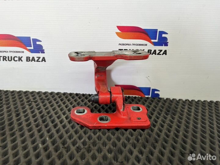 Петля двери левой Renault T, Volvo FH