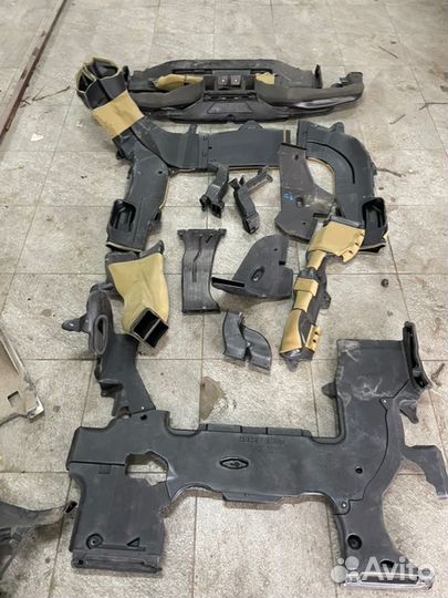 Воздуховод салона Toyota Land Cruiser 200 4.7