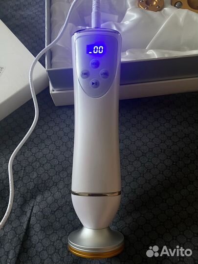 Вакуумный массажер для лица и тела