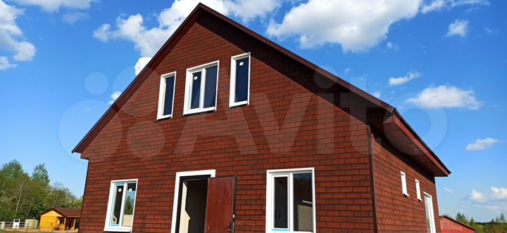 Дом 104 м² на участке 5 сот.