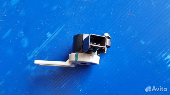 Датчик педали сцепления Opel Astra J Астра