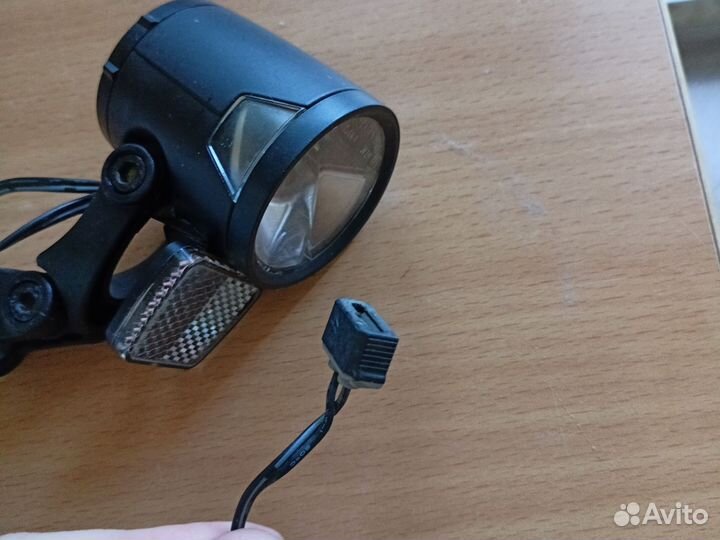 Herrmans H-Black MR8 Front Light Динамо фонарь