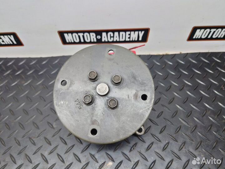 Помпа Mitsubishi Pajero 4M41