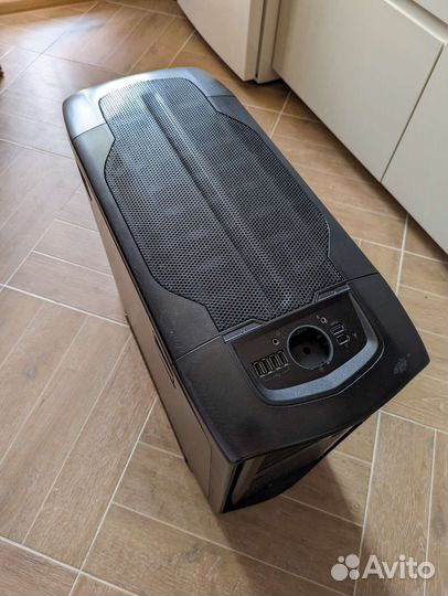 Компьютерный корпус Corsair Graphite Series 600T