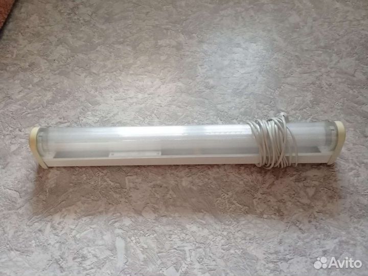 Лампа люминисцентная