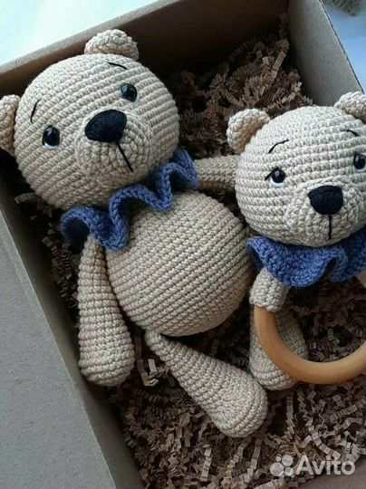 Вязаные игрушки, погремушки
