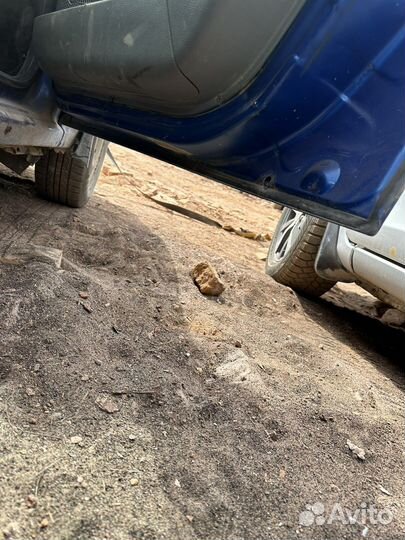 Двери на Renault Logan 1 В сборе