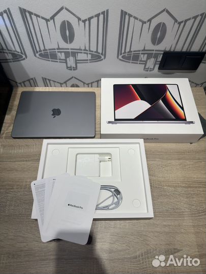 Apple MacBook Pro 14 m1