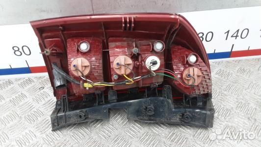 Фонарь задний правый KIA carens 3 (HBN09MY02)