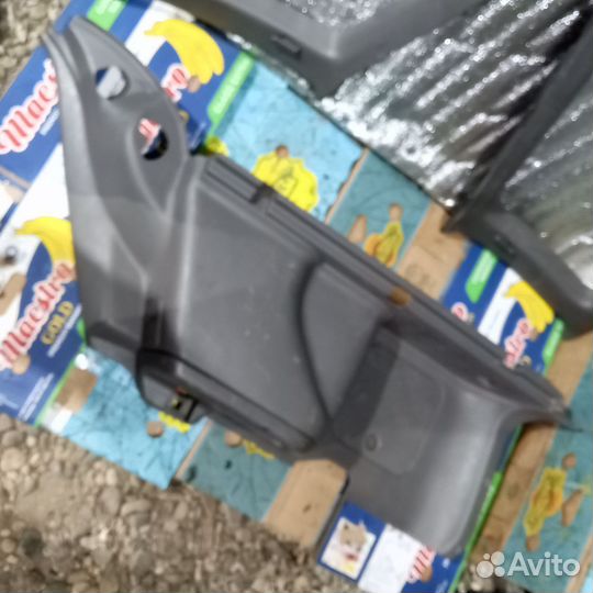 Пластик салонный Тойота corolla тауринг 1999 г