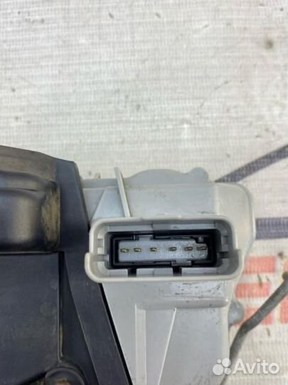 Замок двери передний левый Peugeot 307 легковой