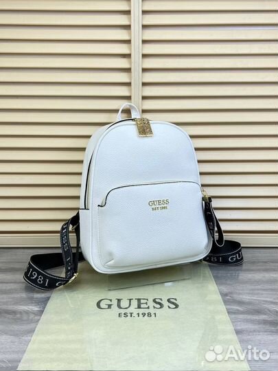 Рюкзак женский Guess