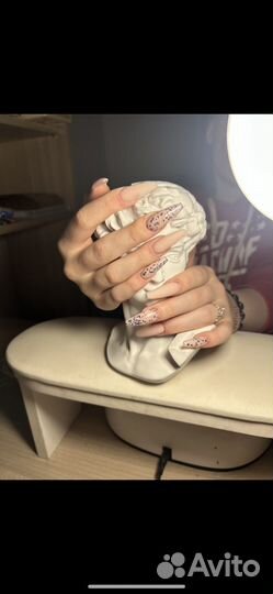 Маникюр