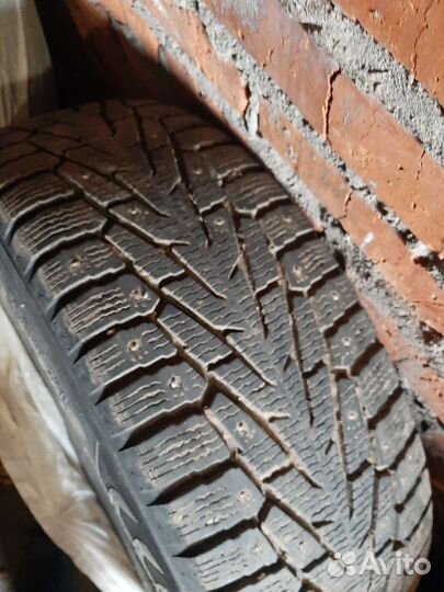 Hankook Ventus V12 Evo K110 235/65 R17