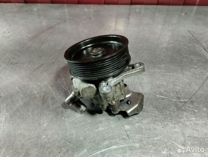 Насос гидроусилителя руля Mercedes S-Class W221