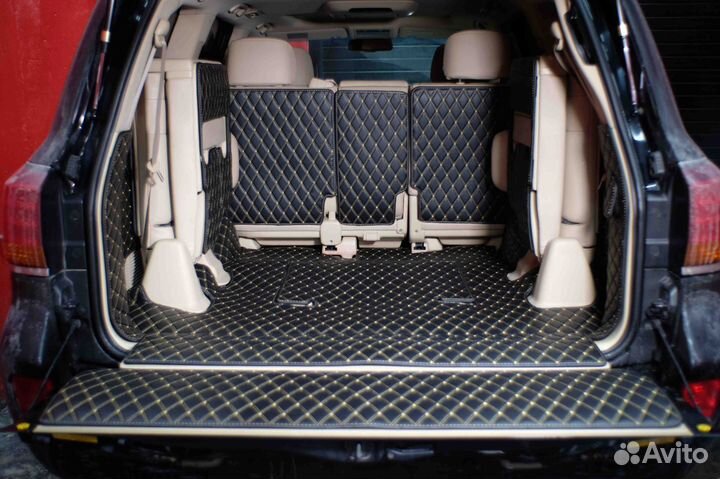 3Д коврики в багажник LX570 2008 7