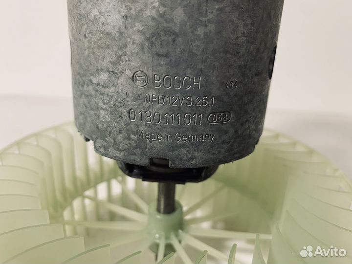 Оригинальный вентилятор печки Mercedes-Benz W124