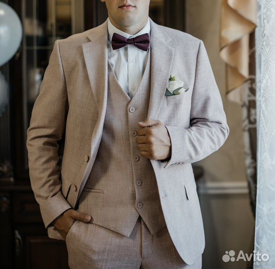 Мужской костюм