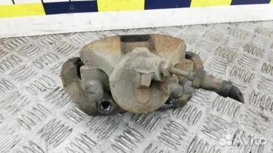 Суппорт тормозной передний правый ford focus 3 (91