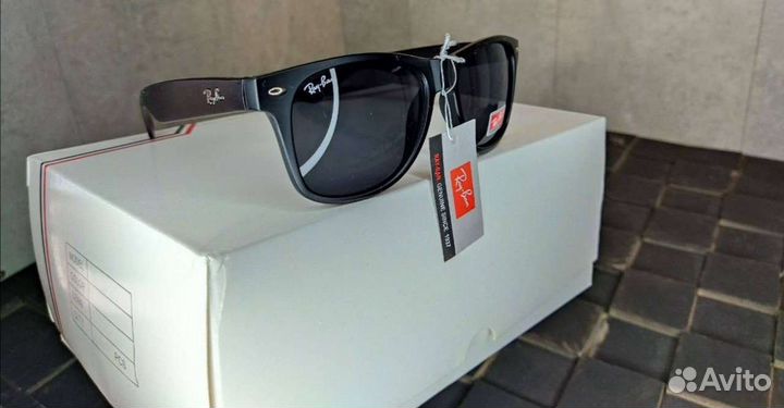 Солнцезащитные очки ray ban