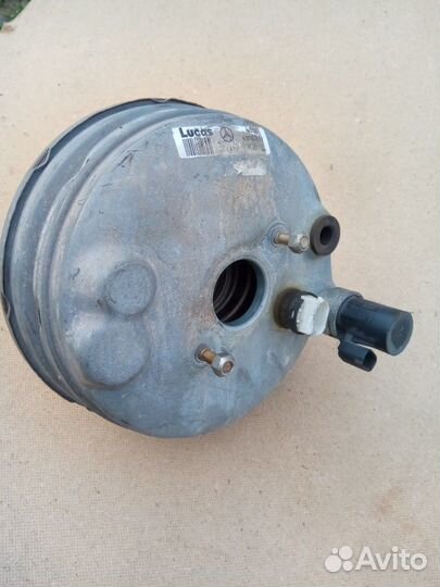 Усилитель вакуумный Мерседес W202/W210