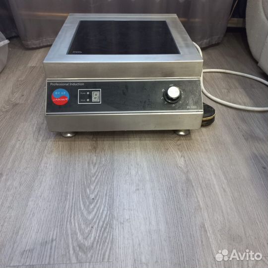 Индукционная плита