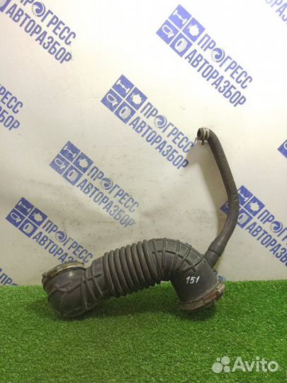 Патрубок воздушного фильтра Ford Mondeo 3 седан