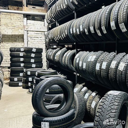 Dunlop Winter Maxx SJ8 225/60 R18 100R