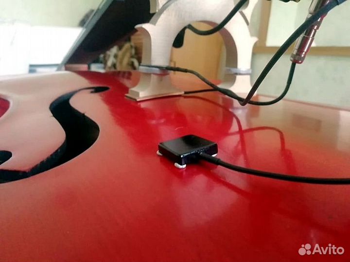 CrystallBass Contact Microphone Sistem