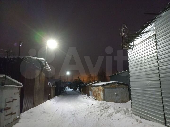 Гараж, > 30 м²