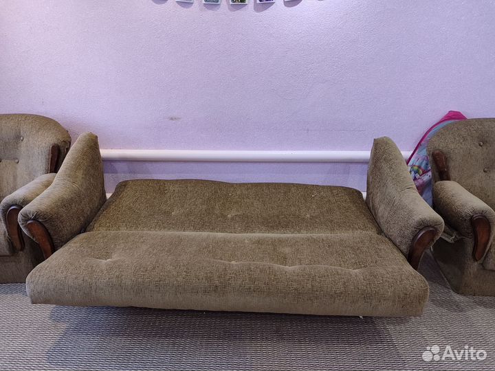 Диван и два кресла бу