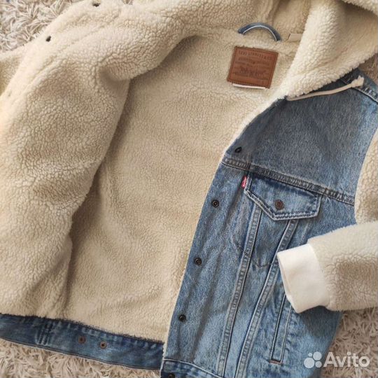 Джинсовая куртка Levis