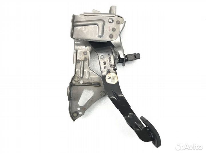 Педаль тормоза Nissan Qashqai 1.6 2009