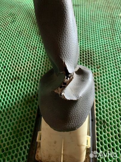 Рычаг переключения кпп Renault Logan K7M710 2008