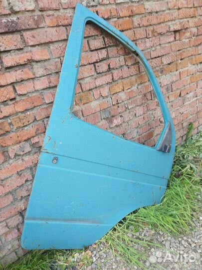 Дверь на газель