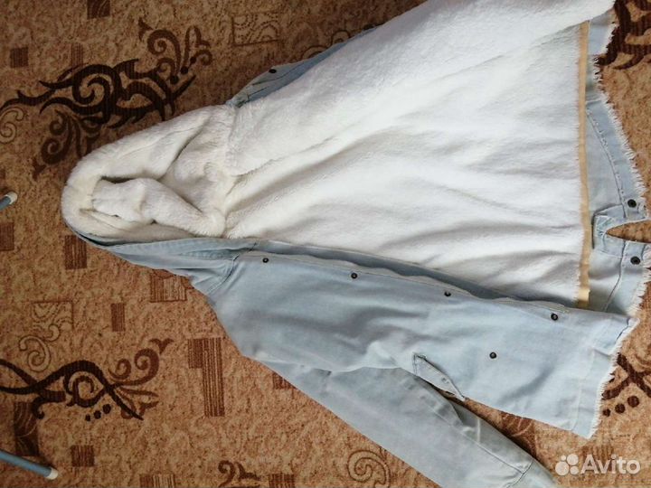 Джинсовая куртка женская