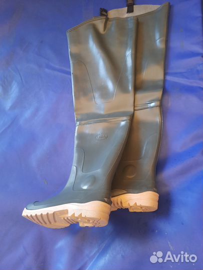 Болотные сапоги