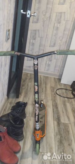 Трюковой самокат