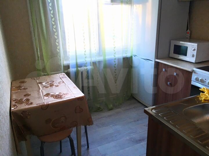 2-к. квартира, 42 м², 3/4 эт.